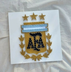 ESCUDOS 30X30