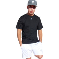Remera BM Estampada / NEGRO - comprar online