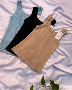 Blusa Mel na internet
