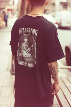 Remera Over Dead - Chilling company