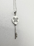 Colar Chave LOVE -  Silver Lining Pratas - Sua loja de joias em prata! Aqui voce encontra aneis, pulseiras, colares, brincos em prata 925 dos mais variados modelos- Silver Lining Pratas..