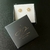 Brinco dourado flor detalhe cravejado com micro zircônia
