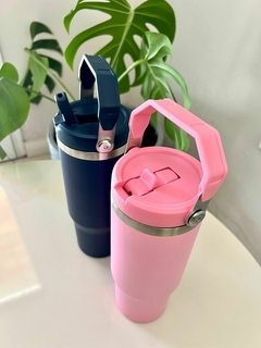 VASO TERMICO CON PICO - 900ml - comprar online