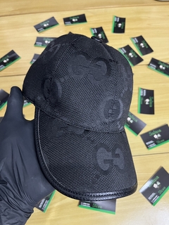 Boné Gucci Preto Monogramado