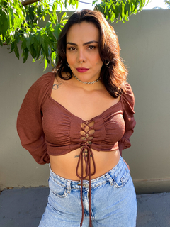 Cropped Manga longa Brown - comprar online