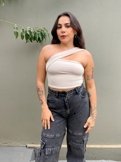 Cropped Basic Off White na internet