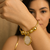 Bracelete Minimalista Madre Pérola Orgânico Zamak banhado com verniz italiano - comprar online