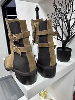 Botines Leather con Hebilla - comprar en línea