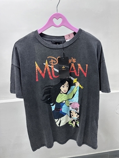 Polera Mulan Lefties - comprar en línea