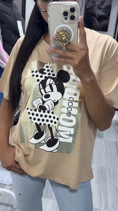 Polera mickey mouse Stradivarius
