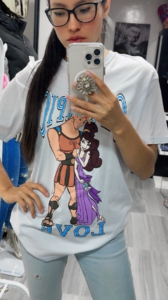 Polera Hercules Bershka