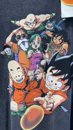 Sudadera Pull & Bear Dragon Ball en internet