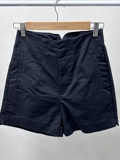 Short con Pinzas Stradivarius en internet