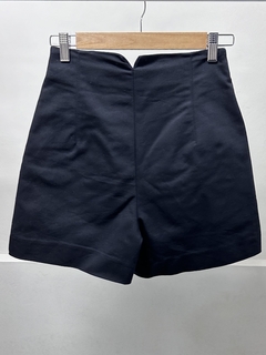 Short con Pinzas Stradivarius - EuroFashionOnline