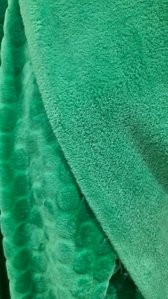 Polar 3D lunares verde - OASIS TEXTIL