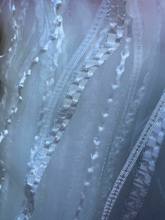 Organza plateada 3D rayas y lunares plateados - comprar online
