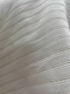 crochet blanco diseño lineal