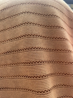 crochet beige diseño lineal - comprar online