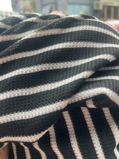 wafle rayado negro en internet