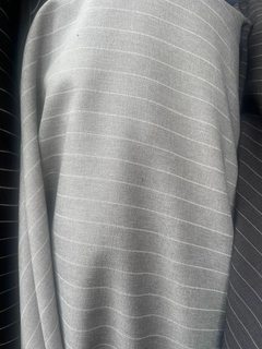 sastrero rayado gris
