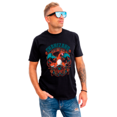 POLERA POKÉMON CHARIZARD en internet