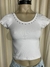 Top con tachas