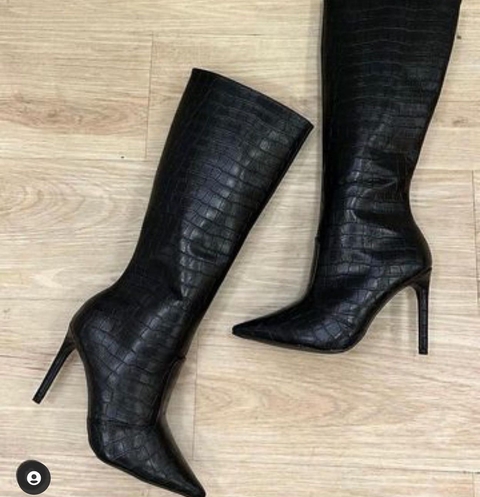 Bota Cano Alto Preta