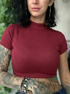 Cropped Suelen na internet