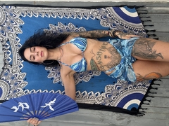 Biquíni Ouse na internet