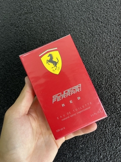 Colônia Ferrari red