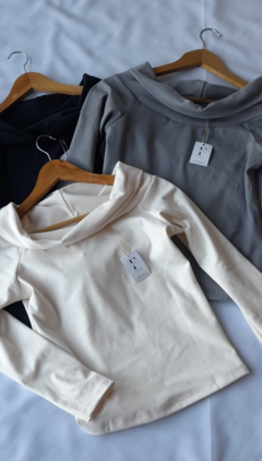 REMERA MORLEY ESTAMBUL cuello volcado - FORNA Clothing Store 