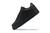 Air Force 1 "Triple Black" na internet