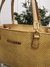 Bolsa Couro Caramelo Média na internet