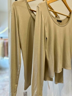 Remera glitter 390