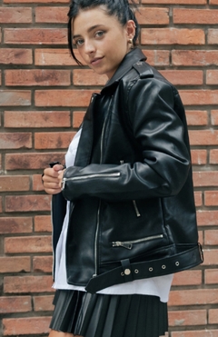Campera de cuero OVER 177 en internet