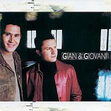 Gian & Giovani 2002 - Gian & Giovani - Na compra de 15 álbuns musicais, 20 filmes ou desenhos, o Pen-Drive será grátis...Aproveite!