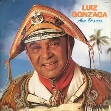 Luiz Gonzaga 1975 - Asa Branca - Na escolha de 15 álbuns musicais, 20 filmes ou desenhos, o Pen-Drive será grátis...Aproveite!