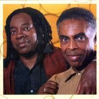 Milton Nascimento 2000 - Milton & Gil - Na escolha de 15 álbuns musicais, 20 filmes ou desenhos, o Pen-Drive será grátis...Aproveite!