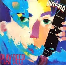 The Outfield 1985 - PLAY DEEP - Na compra de 15 álbuns musicais, 20 filmes ou desenhos, o Pen-Drive será grátis...Aproveite!