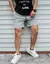 Bermudas para treinos ao ar livre , academias , malha fina de secagem rapida confortavel de boa aderencia no corpo. na internet