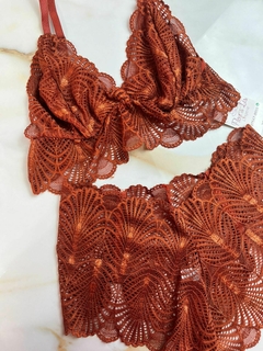 Conjunto Mila na internet