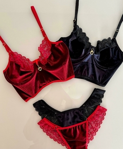Conjunto Cropped Veludo - Flor de Lis Lingerie