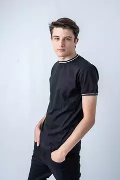 REMERA PUÑOS TEJIDOS CLÁSICA - comprar online