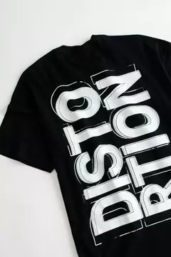REMERA OVERSIZED "DISTORTION" en internet