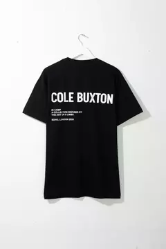 REMERA OVERSIZED "COLE BUXTON" - Britan