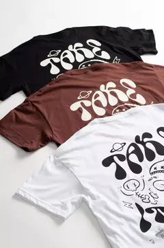 REMERA OVERSIZED "DINO" - Britan