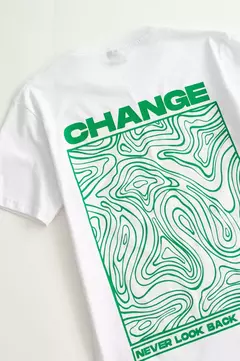 REMERA REGULAR "CHANGE"