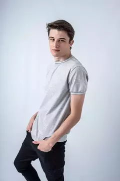REMERA PUÑOS TEJIDOS CLÁSICA - Britan