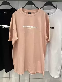 REMERA OVERSIZE "FPA BRAND" - comprar online