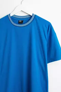 Imagen de REMERA CON CUELLO TEJIDO "MILÁN"